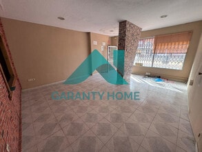 Retail in Cáceres, Cáceres for lease Interior Photo- Image 1 of 13