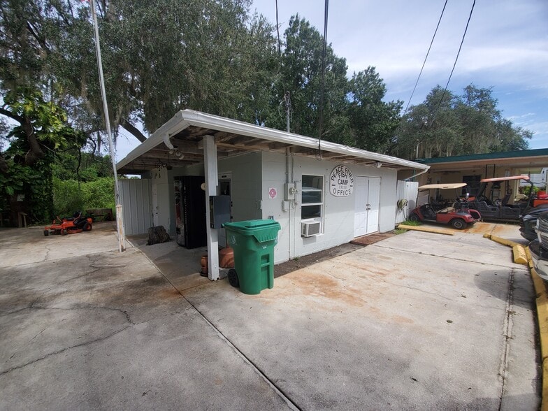 29208 Snook Cir, Punta Gorda, FL for sale - Building Photo - Image 3 of 13