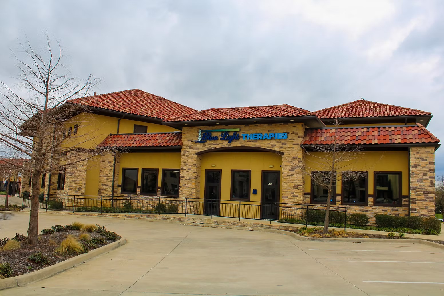 421 E Royal Ln, Irving, TX for sale Building Photo- Image 1 of 12