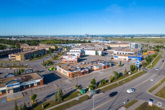 3690 Westwinds Dr NE, Calgary, AB - Aerial  map view - Image1