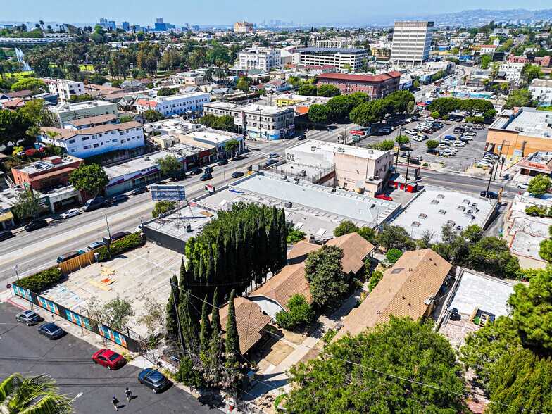 1303-1315 Laveta Ter, Los Angeles, CA à vendre - Photo du bâtiment - Image 2 de 15