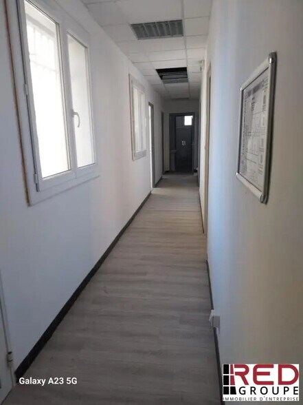 Marseille, Marseille à louer - Photo du bâtiment - Image 3 de 4