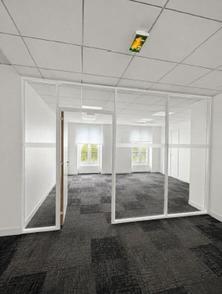 31 Place De La Madeleine, Paris for lease - Interior Photo - Image 3 of 6