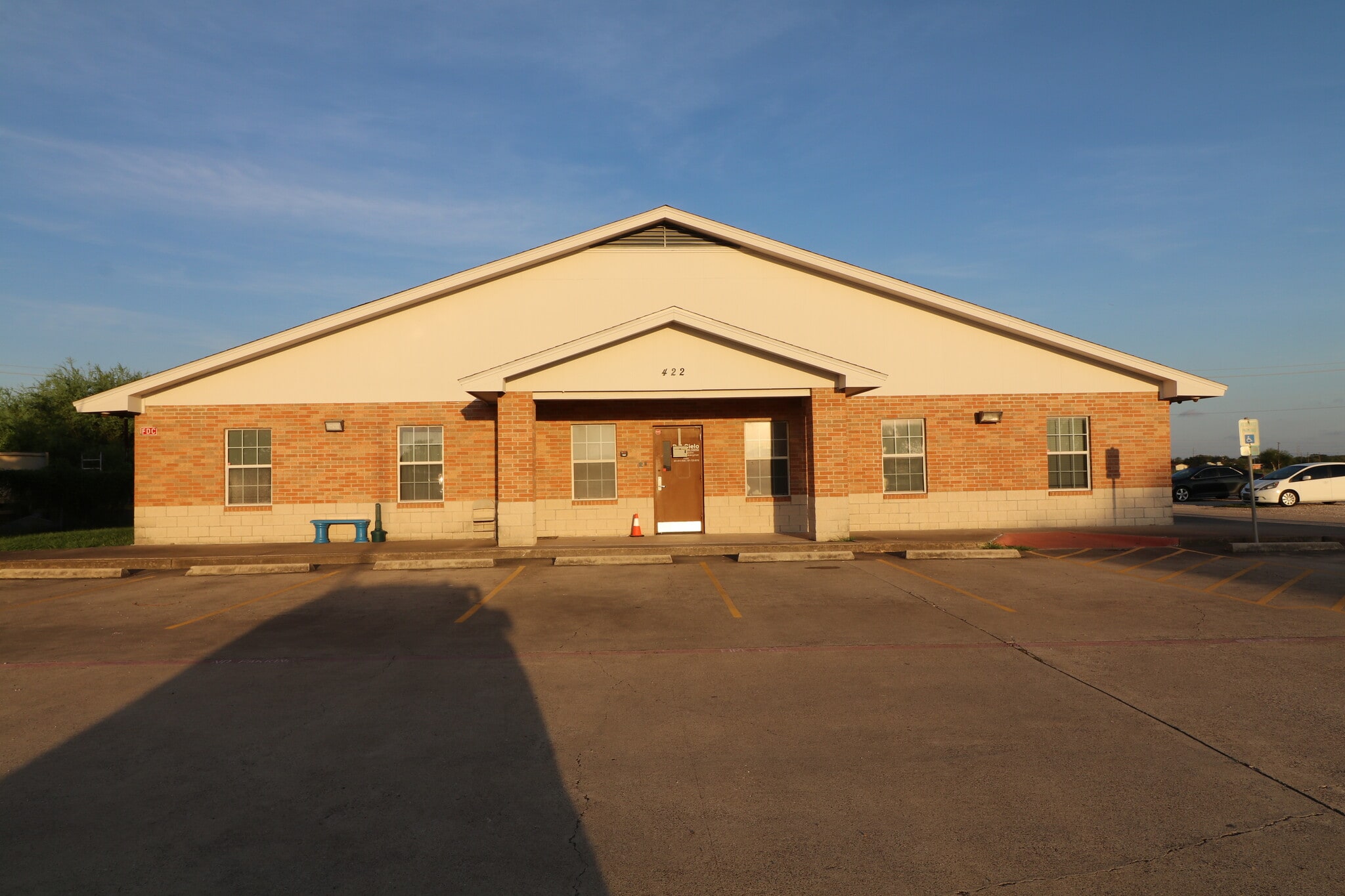 422 S Enterprize Pky, Corpus Christi, TX for lease Interior Photo- Image 1 of 57