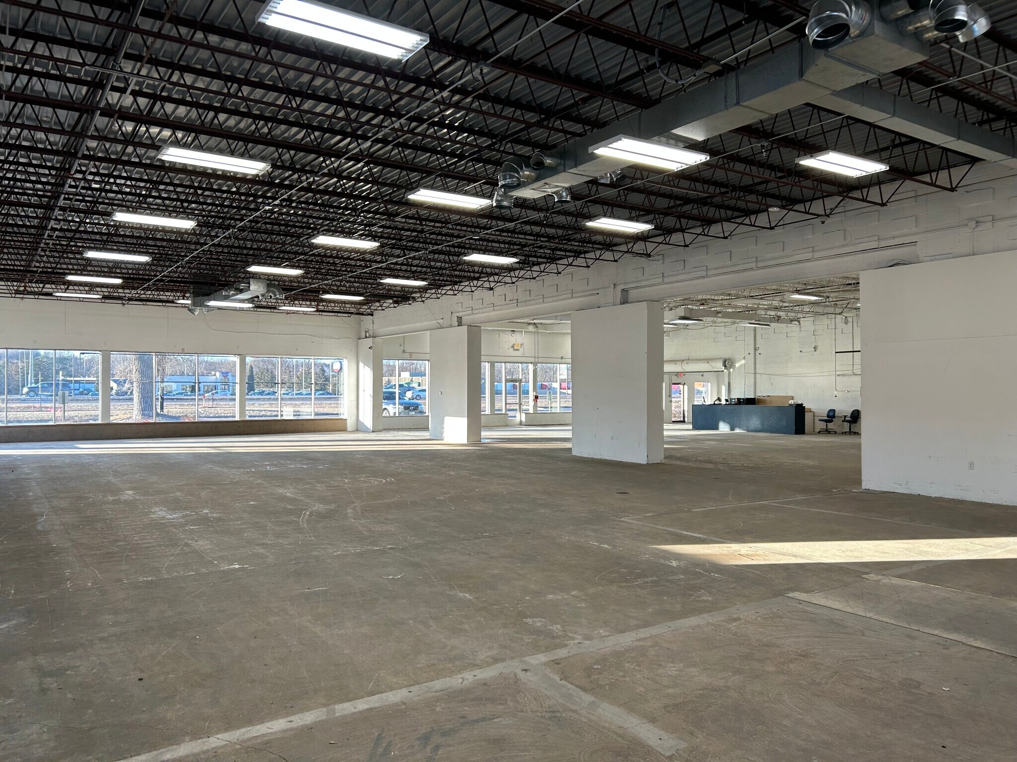 3200 W Highway 13 W, Burnsville, MN à vendre Photo du bâtiment- Image 1 de 4