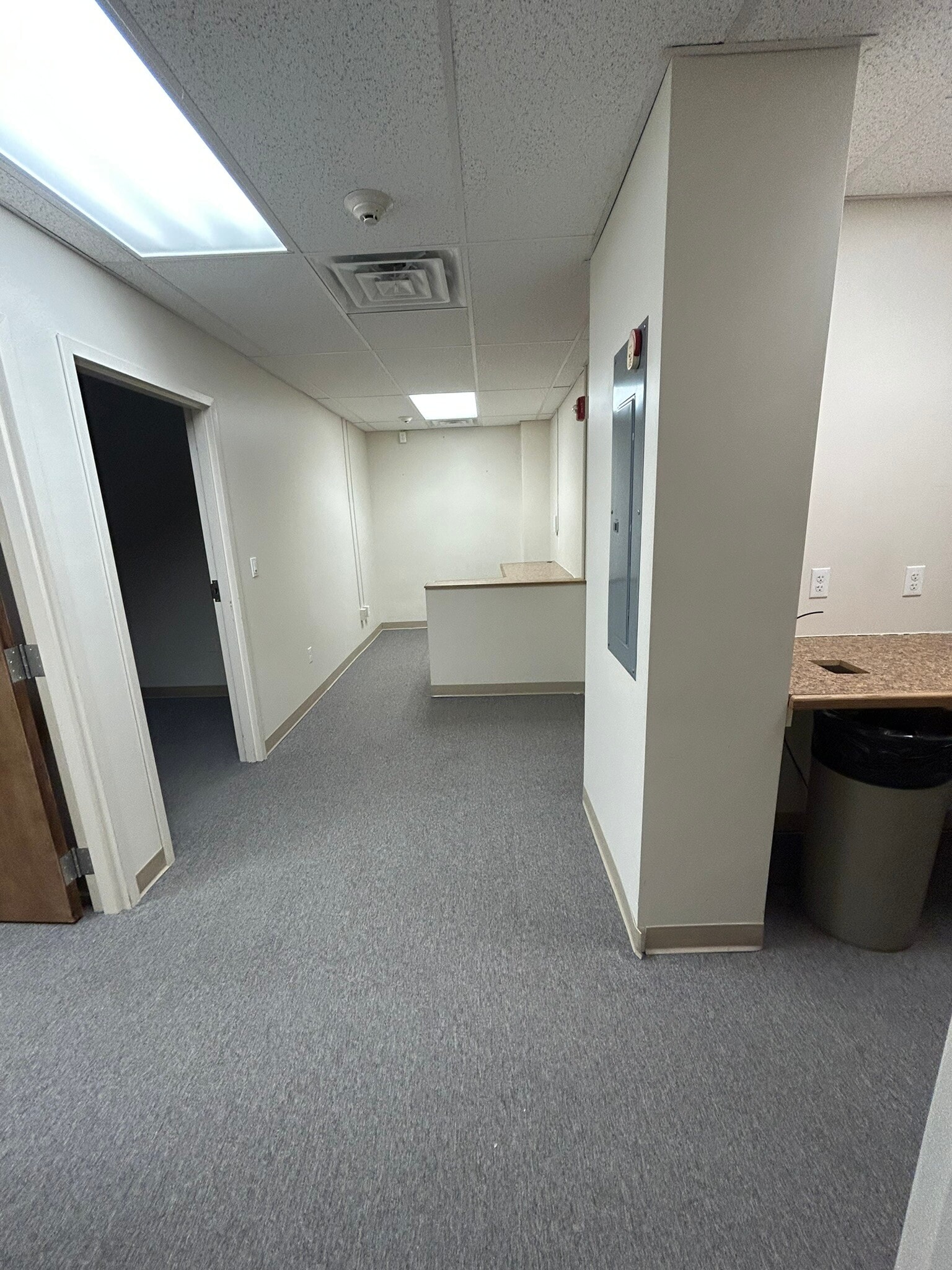 5260 Centre Ave, Pittsburgh, PA à louer Photo intérieure- Image 1 de 3