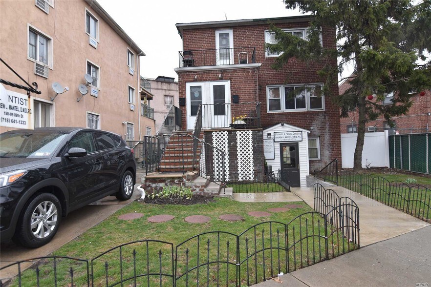 15009 89th St, Howard Beach, NY à louer - Photo du bâtiment - Image 3 de 11