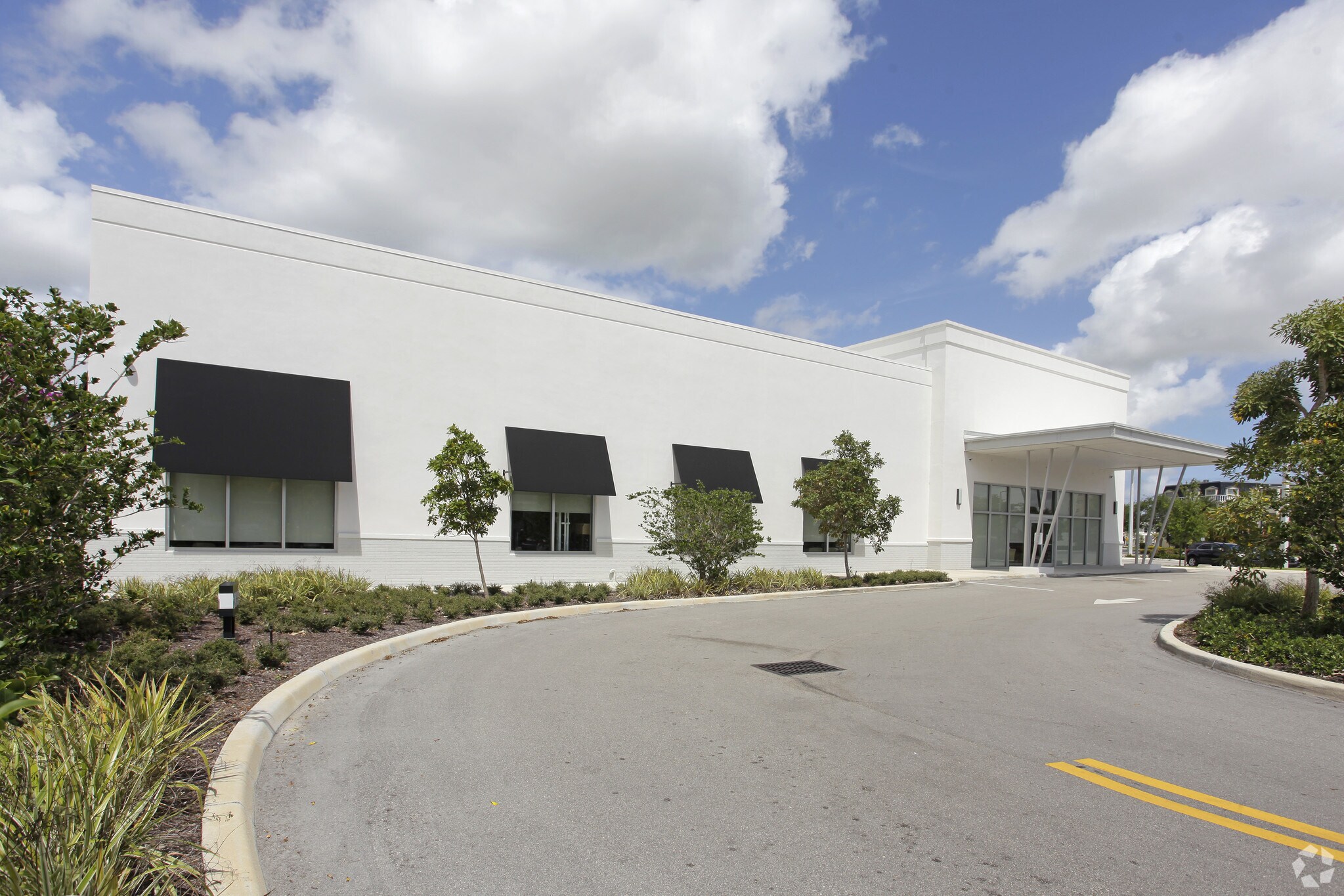 3481 N University Dr, Coral Springs, FL for lease Primary Photo- Image 1 of 107