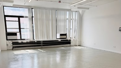22-19 41st Ave, Long Island City, NY for lease Interior Photo- Image 1 of 2