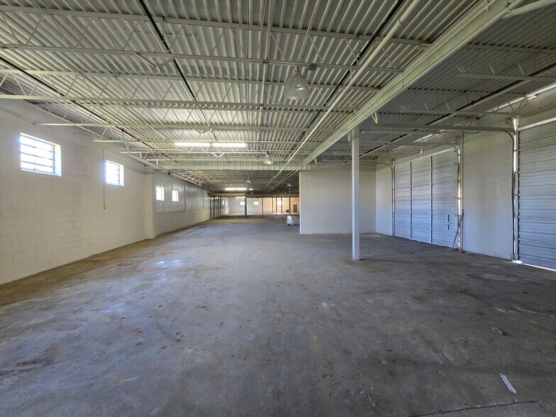 3021 NW Northwest Blvd, Gastonia, NC à louer - Photo du bâtiment - Image 3 de 7