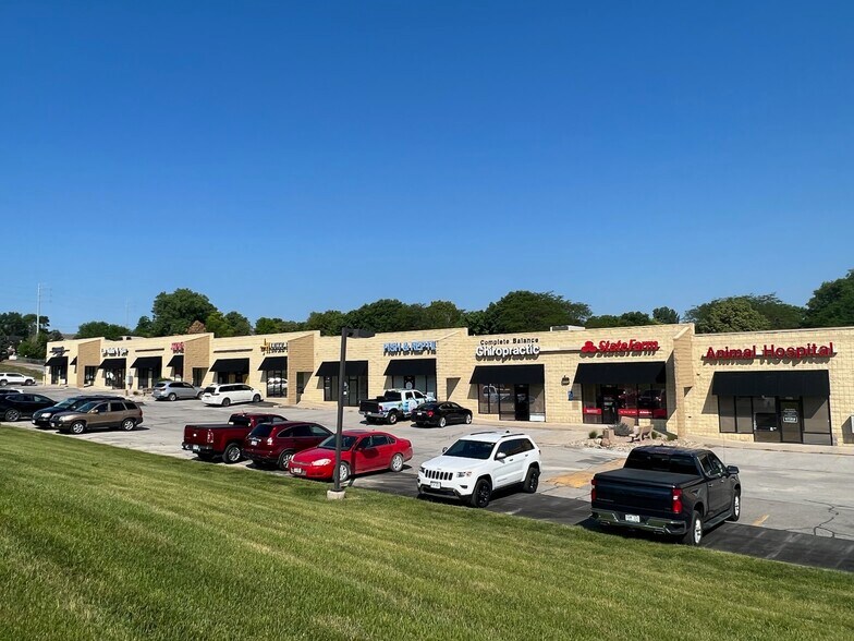 7308-7340 Harrison St, La Vista, NE for lease - Building Photo - Image 2 of 15