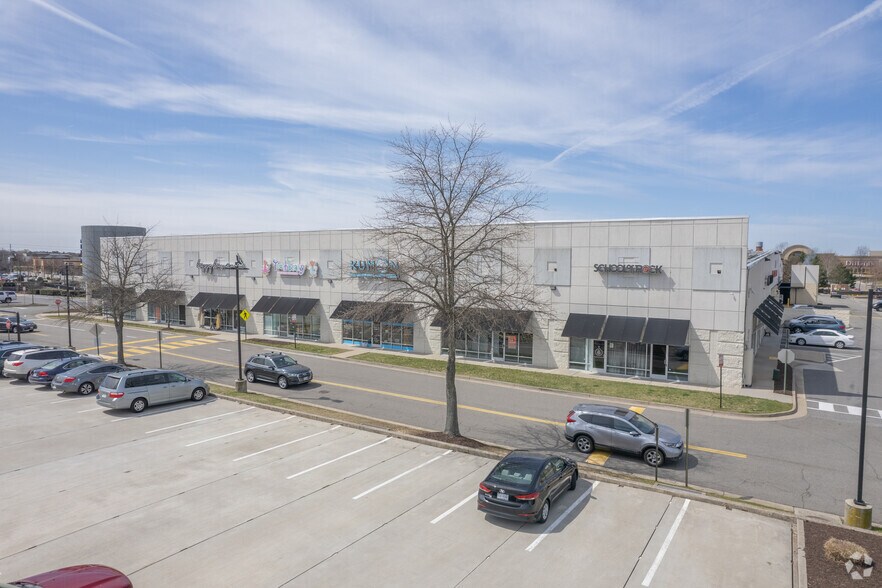 4350 Pouncey Tract Rd, Richmond, VA à louer - Photo du bâtiment - Image 3 de 10