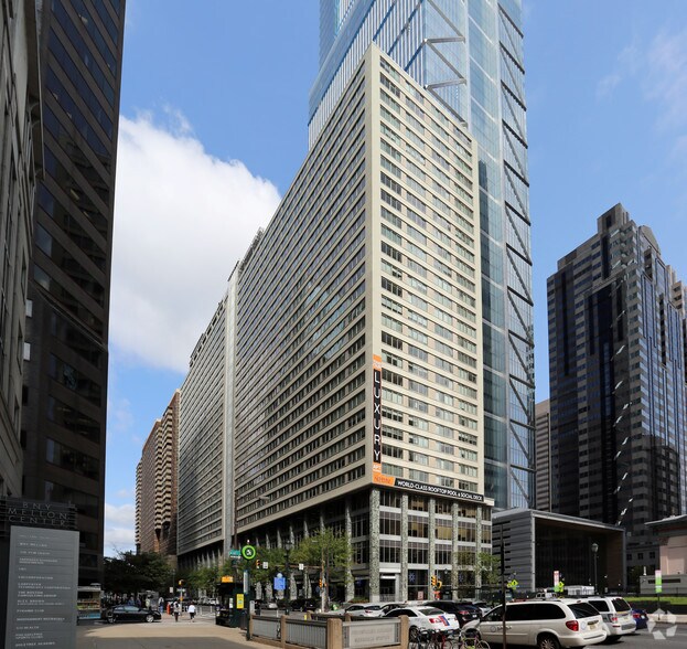 1819 John F Kennedy Blvd, Philadelphia, PA à louer - Photo du bâtiment - Image 2 de 8