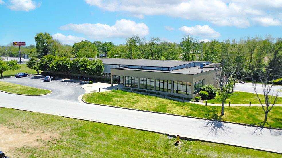 102 Bypass Plaza Dr, Frankfort, KY for sale - Primary Photo - Image 1 of 10
