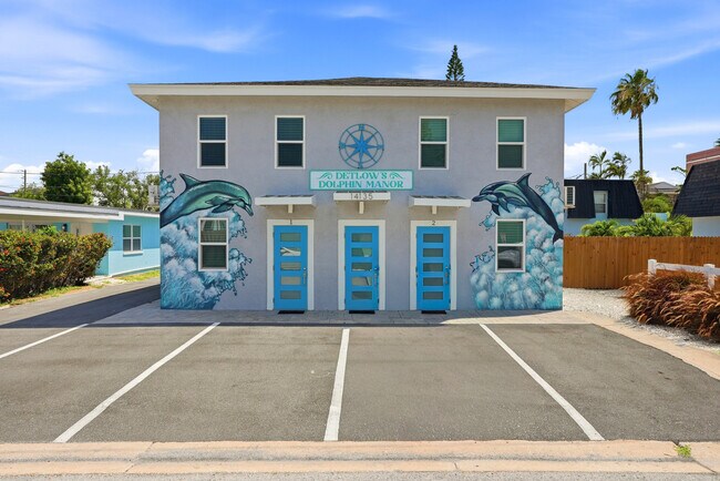 More details for 14135 Palm St, Madeira Beach, FL - Multifamily for Sale