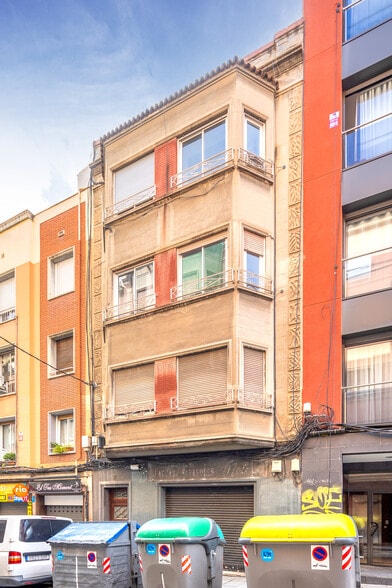 Immeuble residentiel dans L'Hospitalet de Llobregat, Barcelona à vendre - Plan d’étage - Image 1 de 1
