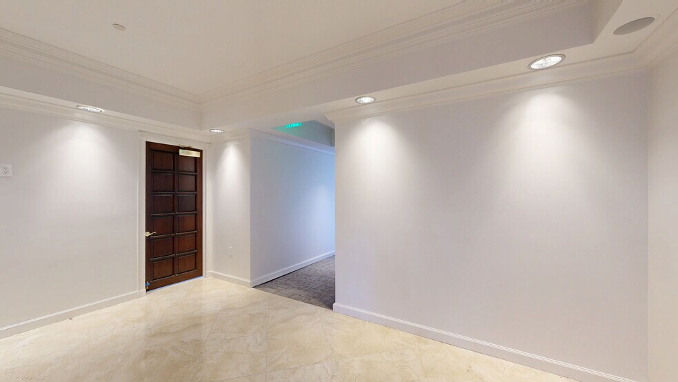 420 Royal Palm Way, Palm Beach, FL à louer - Numérisation 3D de Matterport - Image 3 de 9