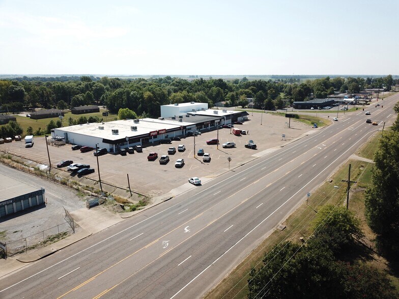 1038-1084 US 61 Hwy N, Tunica, MS à louer - Photo du bâtiment - Image 2 de 6