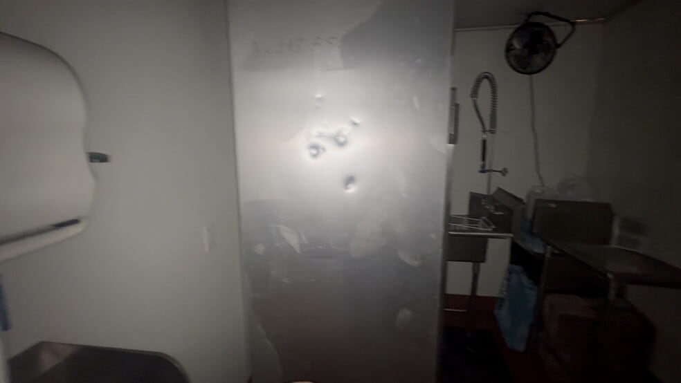 48-50 S De Lacey Ave, Pasadena, CA for lease - Commercial Listing Video - Image 3 of 14