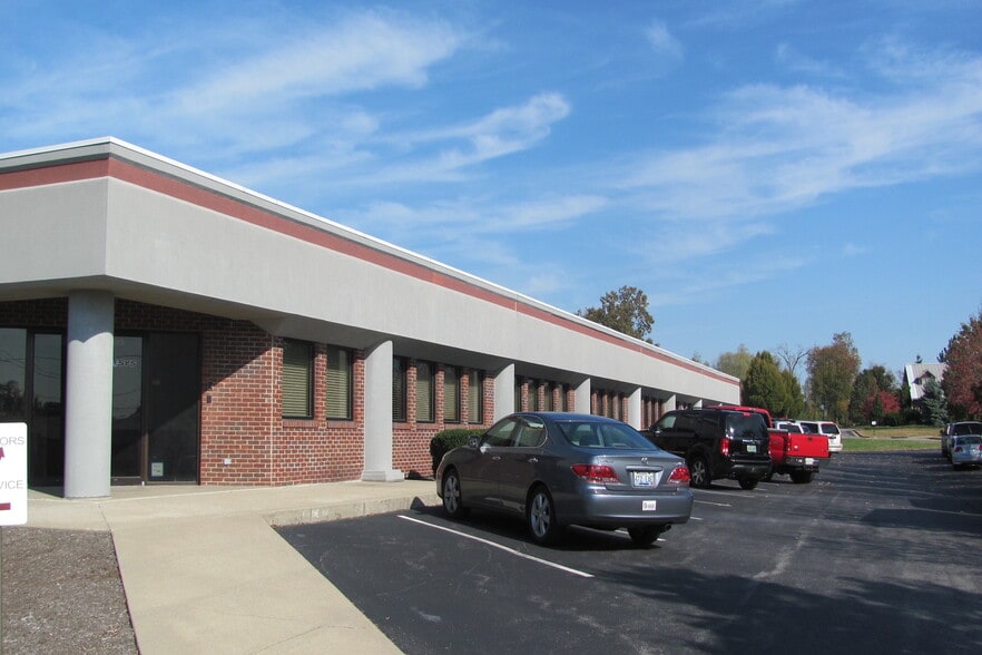 193-197 Computrex Dr, Nicholasville, KY for lease - Primary Photo - Image 1 of 9