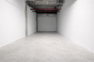 144-49 Northern Blvd, Flushing, NY for lease Interior Photo- Image 1 of 2