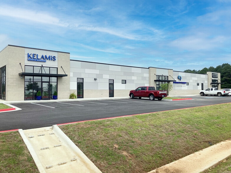 101 Grant Pl, Lowell, AR for lease - Building Photo - Image 1 of 6