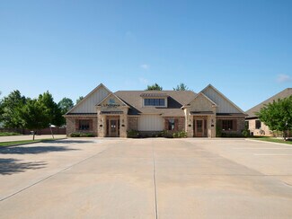 Plus de détails pour 1111 Magnolia Ct, Moore, OK - Bureau à louer