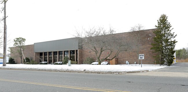 Plus de détails pour 1650 Oak St, Lakewood, NJ - Industriel à louer