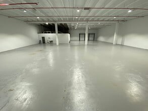 1601 N Powerline Rd, Pompano Beach, FL for lease Interior Photo- Image 2 of 6