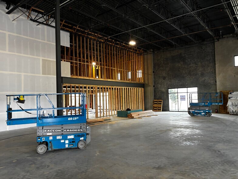 2200 E Chisholm Dr, Nampa, ID à louer - Photo du bâtiment - Image 2 de 10