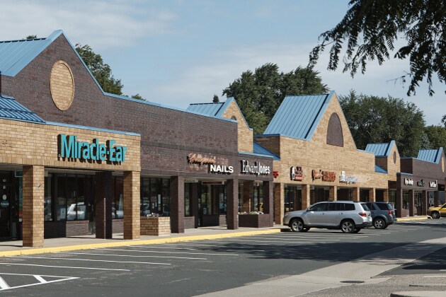 1739-1771 N Lexington Ave, Roseville, MN à louer - Photo du bâtiment - Image 2 de 8