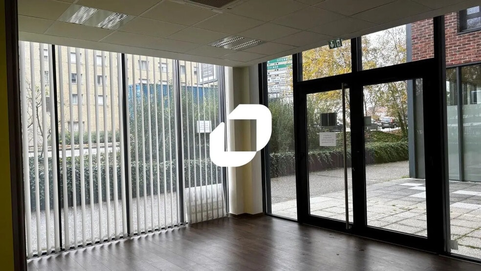 140 Avenue Du Rhin, Strasbourg for lease - Interior Photo - Image 3 of 10