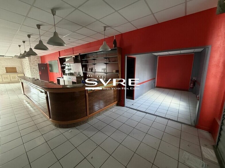 14 Boulevard De L'Europe, Vitrolles for lease - Interior Photo - Image 3 of 7