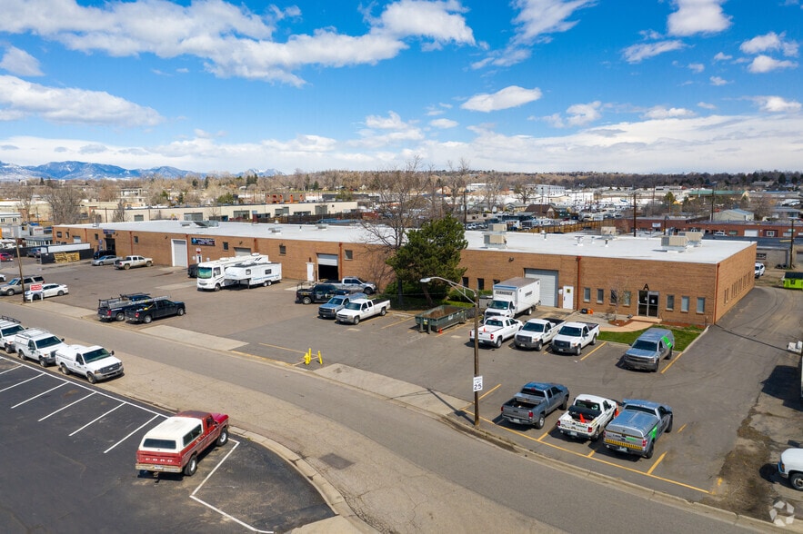 6105 W 55th Ave, Arvada, CO for lease - Building Photo - Image 2 of 6