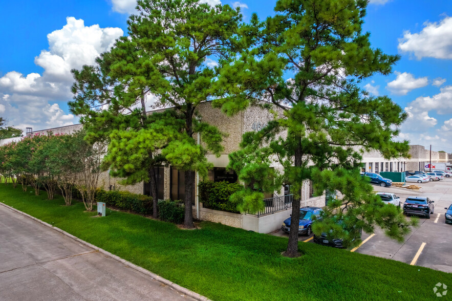 4647 Pine Timbers St, Houston, TX à louer - Photo principale - Image 1 de 3