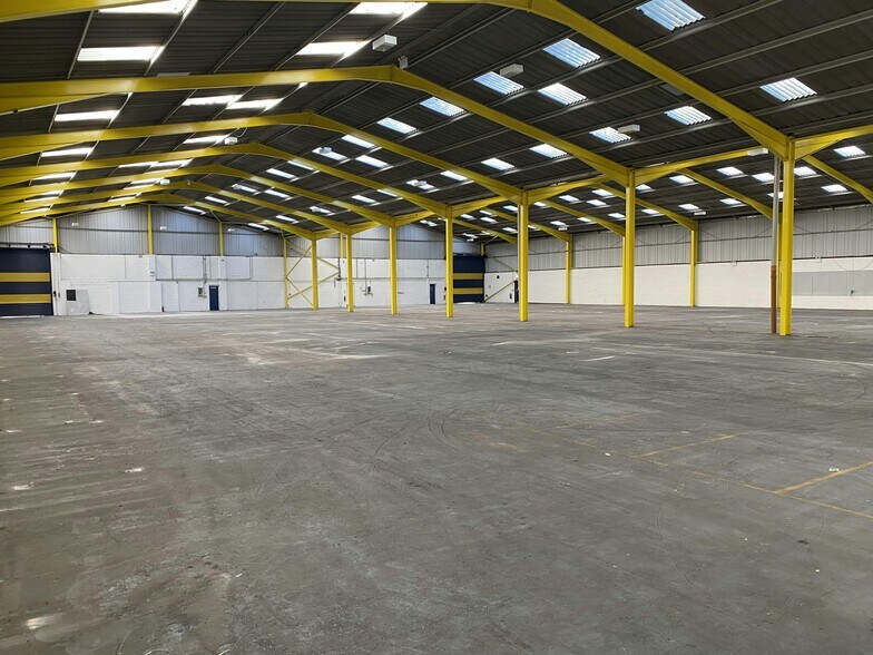 Sandbeds Trading Estate, Ossett for lease - Building Photo - Image 3 of 3