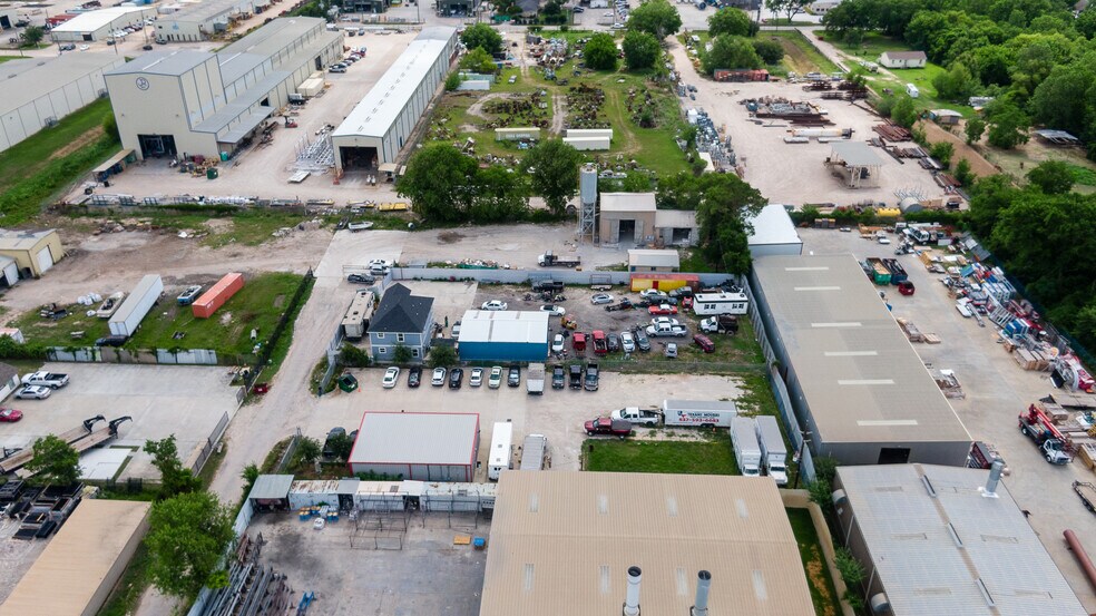 6456 Cunningham Rd, Houston, TX à louer - Photo du bâtiment - Image 2 de 32