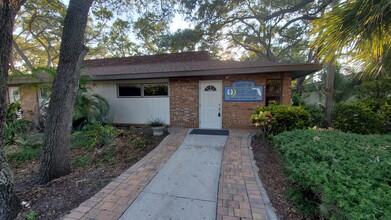 5857 21st Ave W, Bradenton, FL for lease Interior Photo- Image 1 of 23