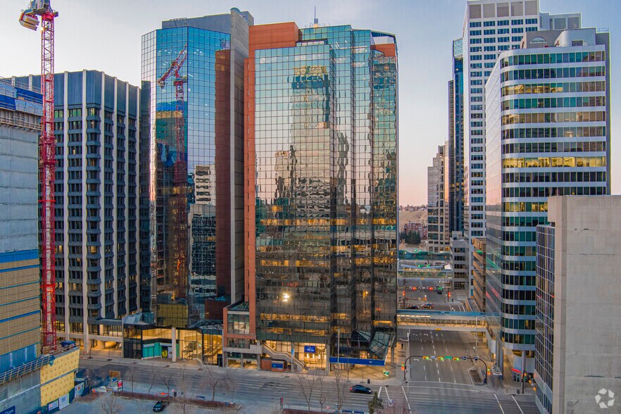 500 5th Ave SW, Calgary, AB for sale - Primary Photo - Image 1 of 1