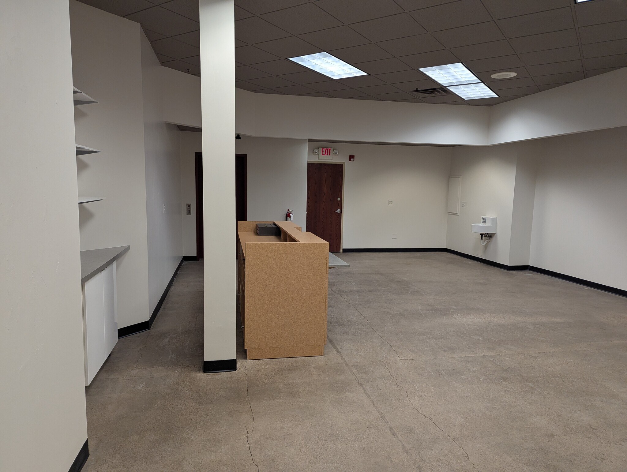 669-693 Winnetka Ave N, Golden Valley, MN for lease Interior Photo- Image 1 of 2