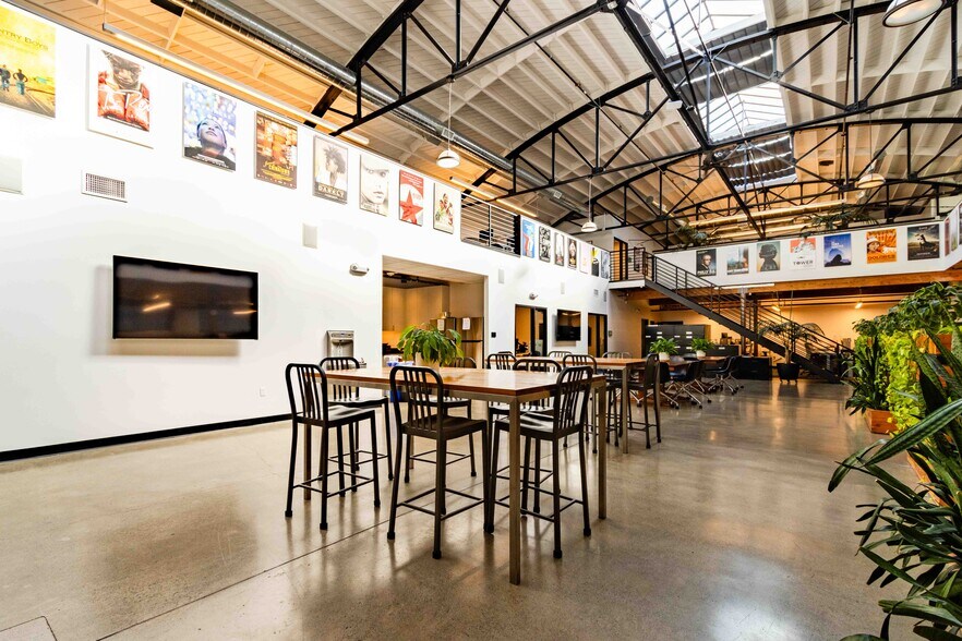 1435 Folsom St, San Francisco, CA à louer - Photo du bâtiment - Image 3 de 7