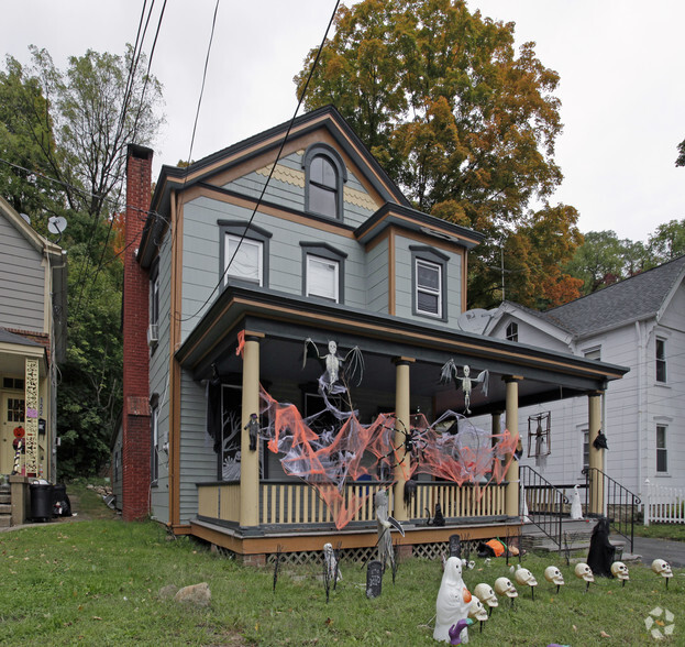 120 Main St, Bloomingdale, NJ à vendre - Photo principale - Image 1 de 1