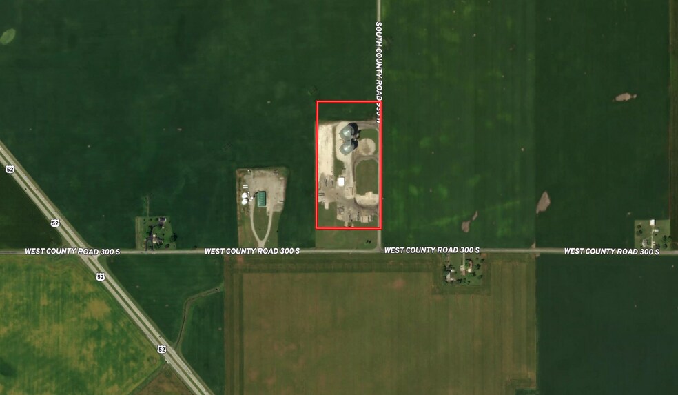 2906 S County Road 930 W, Frankfort, IN à louer - Photo du bâtiment - Image 2 de 3