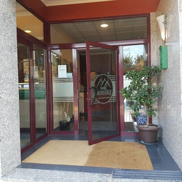 Retail in Mondariz, Pontevedra for sale - Building Photo - Image 1 of 4