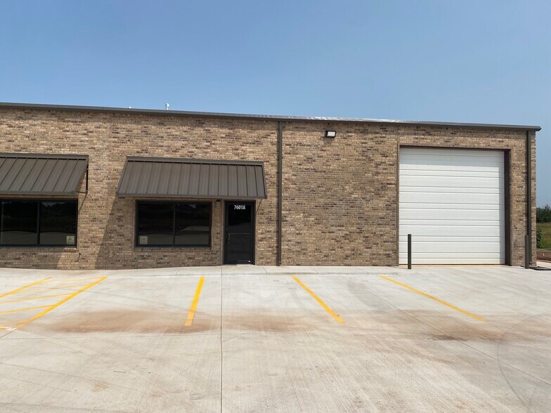 7601 NW 79th Pl, Oklahoma City, OK for lease - Building Photo - Image 1 of 21