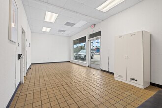 9016 Garland Rd, Dallas, TX à louer Photo intérieure- Image 2 de 33