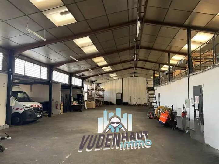 Flex in Cugnaux for lease - Interior Photo - Image 2 of 9