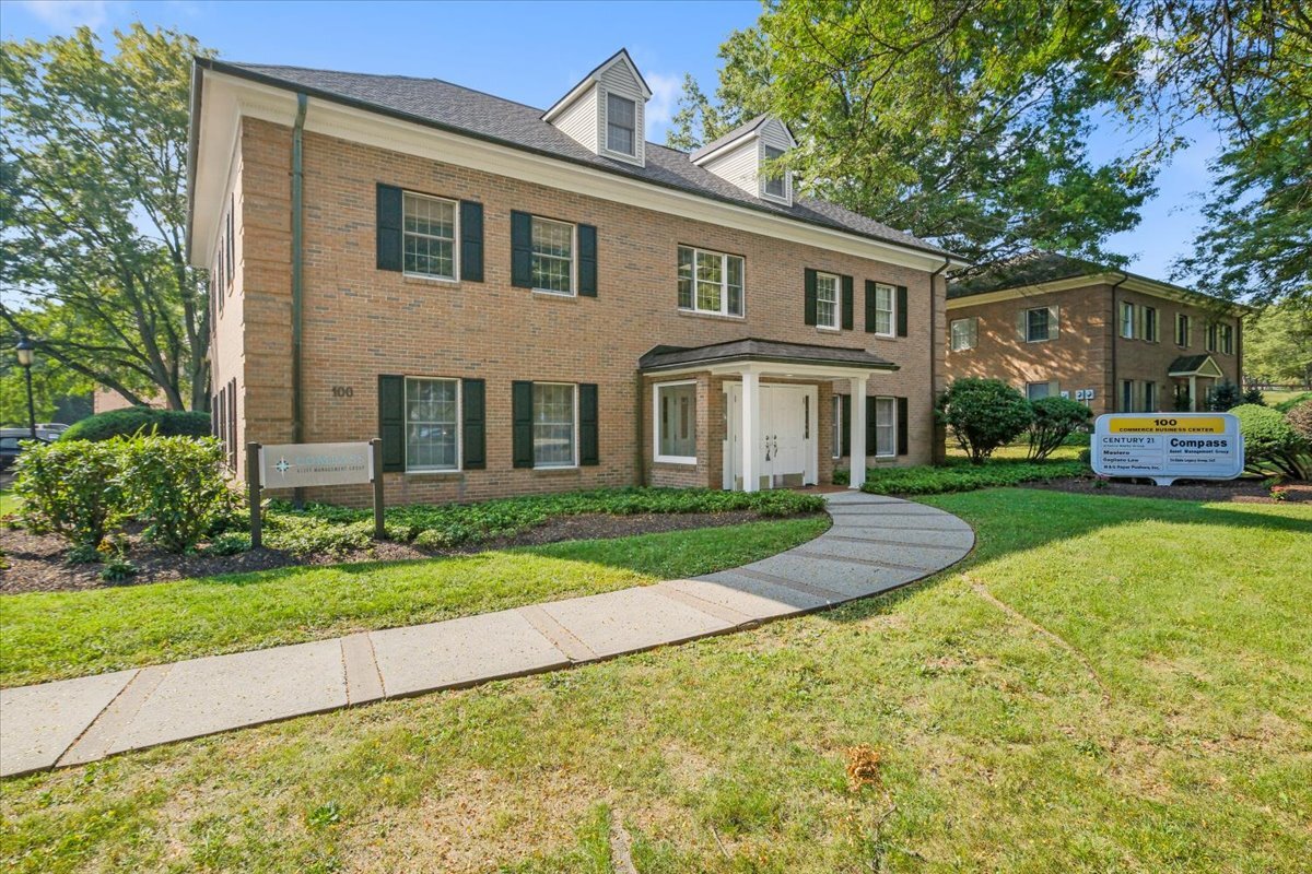 100 Stony Brook Ct, Newburgh, NY à louer Photo principale- Image 1 de 7