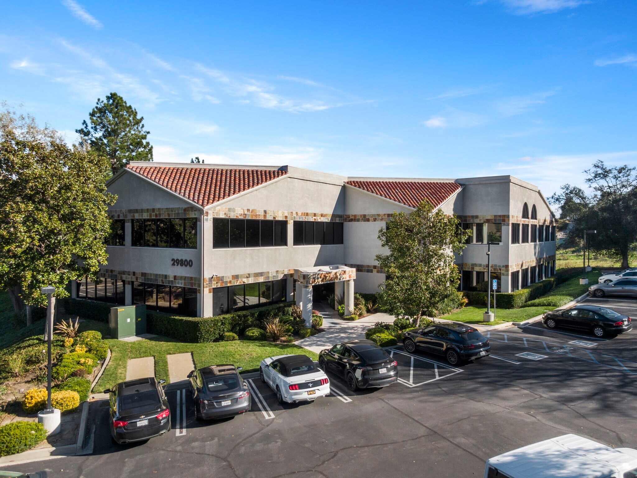 29800 Agoura Rd, Agoura Hills, CA for lease Primary Photo- Image 1 of 13