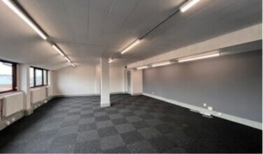 High St, Aylesbury for lease Interior Photo- Image 2 of 7